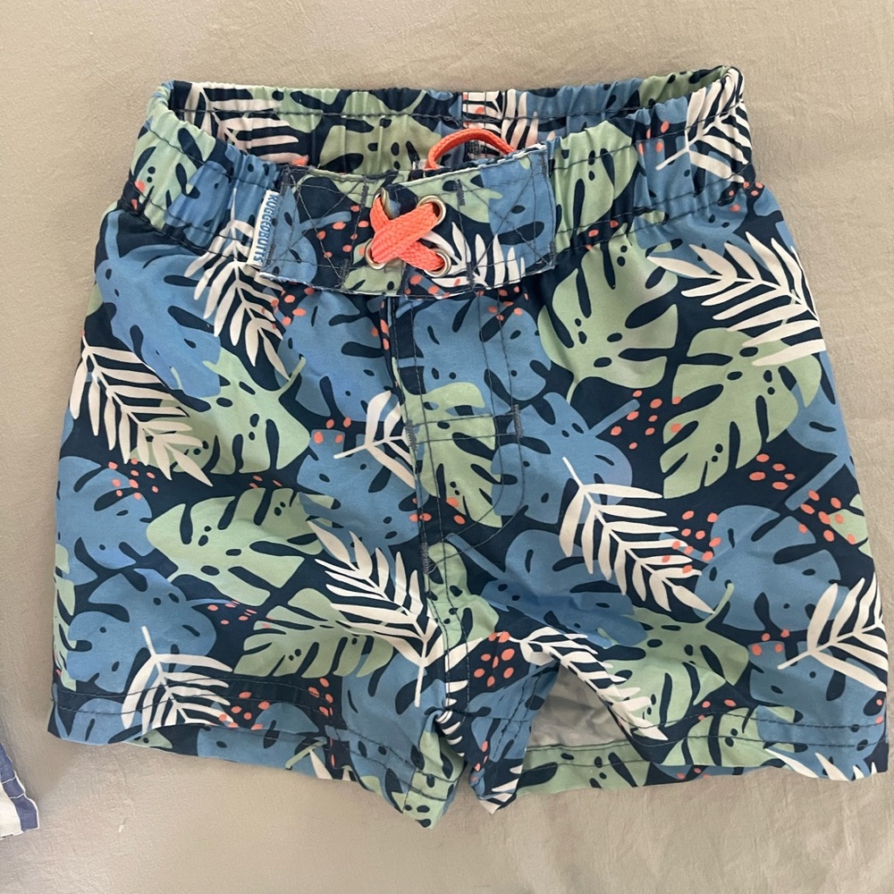 Tropical Leaf Print Baby Shorts